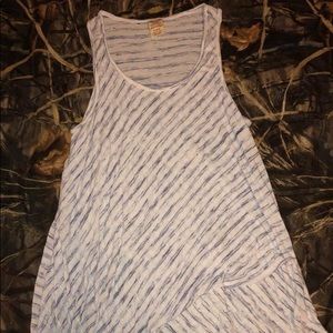 Tank top size small